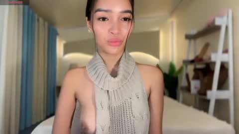 Snapshot of _agatha69_ chatting on October 13, 2:24 am agatha online show from October 13, 2:24 am