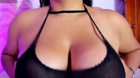 _aithanaa_ online show from November 28, 8:05 pm