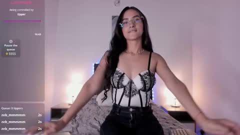 _alana_grey_ online show from February 11, 5:17 pm