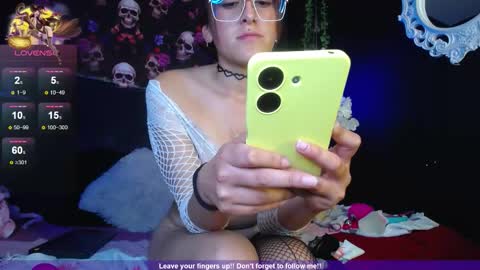 Alhanna online show from November 19, 10:52 pm