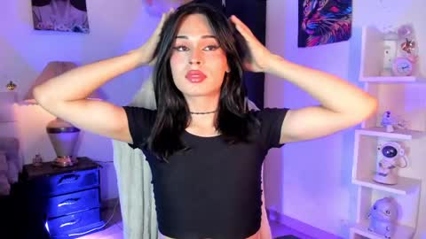 danniella    Indepeding Model  online show from March 24, 9:10 pm