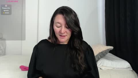 _alice_horny_ online show from May 21, 9:43 pm