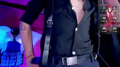 Angell Dustt  online show from June 24, 9:33 pm