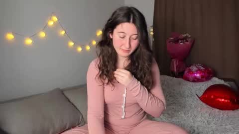 Anna online show from April 10, 7:51 pm