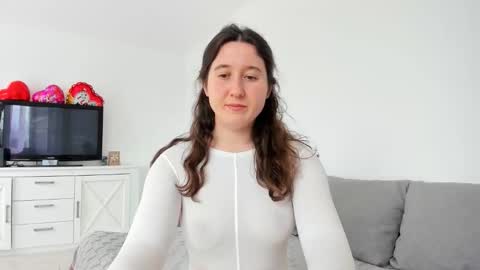 Anna online show from March 28, 11:00 am