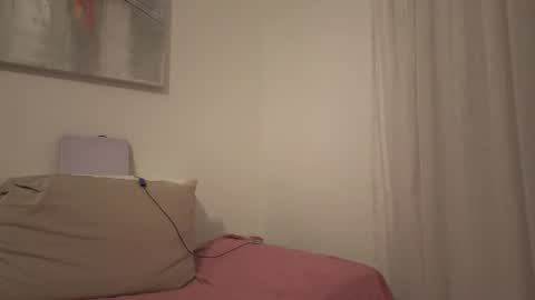 Anna online show from March 14, 2:21 pm