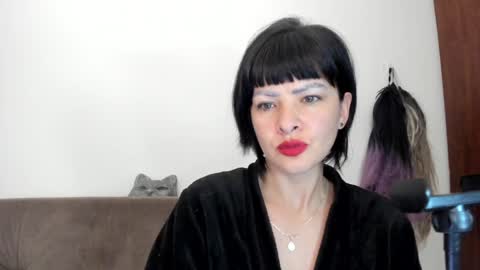 Snapshot of _antomouth_paradise chatting on January 20, 9:35 am antonia online show from January 20, 9:35 am