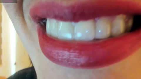 Snapshot of _antomouth_paradise chatting on September 28, 4:27 pm antonia online show from September 28, 4:27 pm