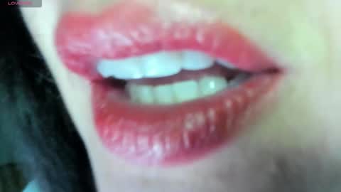 Snapshot of _antomouth_paradise chatting on October 17, 10:30 am antonia online show from October 17, 10:30 am
