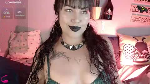 Angie online show from December 16, 1:57 am