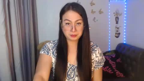 Snapshot of _arah chatting on September 29, 12:04 pm arah online show from September 29, 12:04 pm