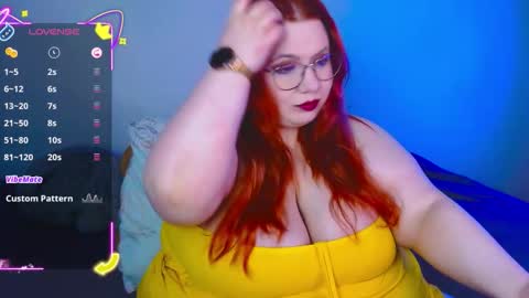 _ariaakashi_ online show from September 28, 7:06 am