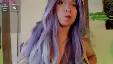   online show from February 7, 4:43 pm