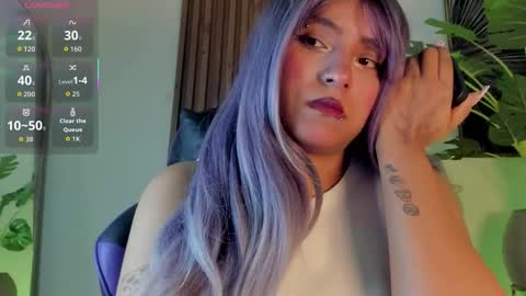   online show from February 1, 12:46 pm