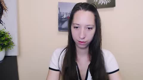 _astraia_ online show from June 29, 10:15 am