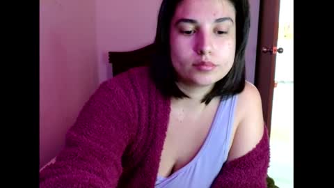 Snapshot of _atenea_golden chatting on October 14, 2:20 pm atenea online show from October 14, 2:20 pm