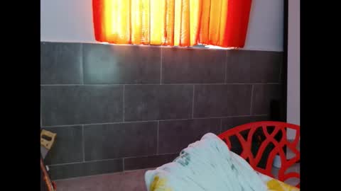 Snapshot of _atenea_golden chatting on October 1, 2:16 pm atenea online show from October 1, 2:16 pm