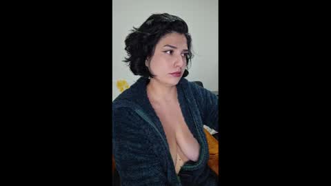 Snapshot of _atenea_golden chatting on March 4, 1:45 am atenea online show from March 4, 1:45 am