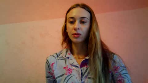 Snapshot of _aurora_sweet chatting on October 25, 9:19 am _aurora_sweet online show from October 25, 9:19 am