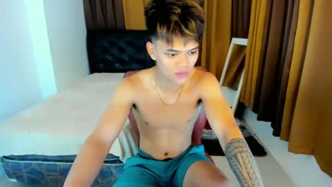 _beachlover69 online show from December 26, 5:37 am