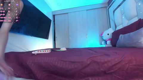 _bellaswwet_ online show from February 28, 2:20 pm