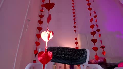 Hi guys i am Bianca  online show from February 14, 2:44 pm