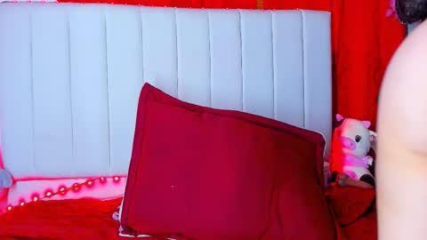 Carolina  online show from March 24, 6:36 pm