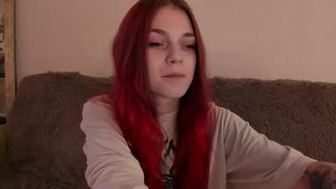 Caroline online show from October 5, 1:51 pm