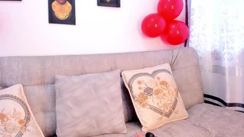 _charlottedavis online show from March 5, 3:51 pm