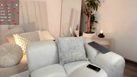Snapshot of _cherry1 chatting on September 12, 4:03 am Cherry C. online show from September 12, 4:03 am