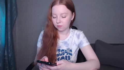 Snapshot of _damnbaby chatting on December 17, 8:12 am _damnbaby online show from December 17, 8:12 am