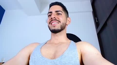 Snapshot of _davidwolf chatting on February 12, 10:04 pm David online show from February 12, 10:04 pm