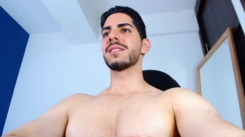 Snapshot of _davidwolf chatting on March 4, 1:23 am David online show from March 4, 1:23 am