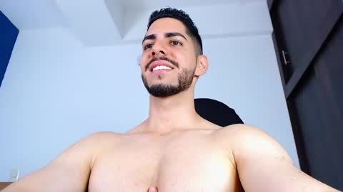 Snapshot of _davidwolf chatting on February 11, 11:22 pm David online show from February 11, 11:22 pm