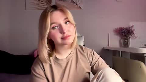 Ri   online show from December 2, 2:37 pm