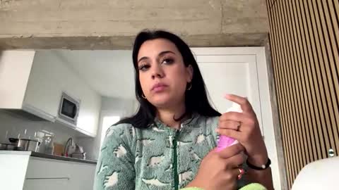  elena barra online show from April 2, 1:18 pm