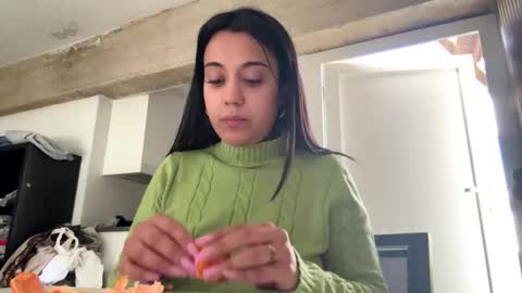  elena barra online show from April 8, 10:40 am