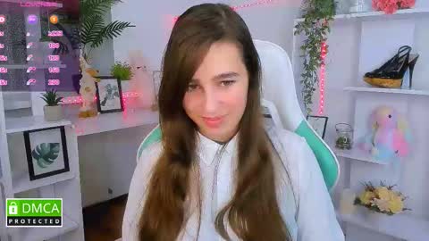 Snapshot of _eliizabeth__ chatting on October 18, 8:57 pm Lizzy online show from October 18, 8:57 pm