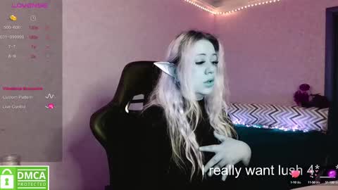 chloue and Gretta online show from February 26, 7:02 am