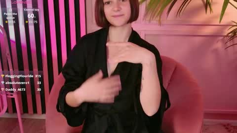 Emi online show from June 1, 9:54 am