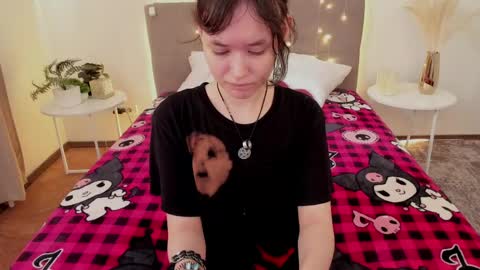 _emily__strike_ online show from May 28, 2:09 am