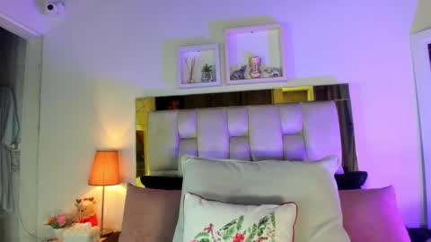 Isabella online show from January 13, 12:02 pm