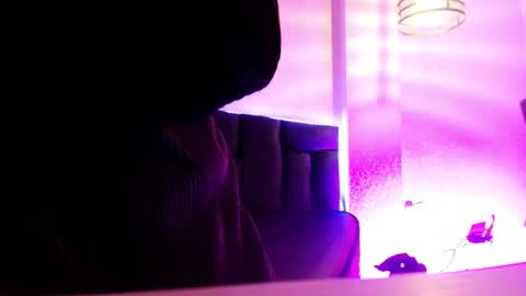 Emily  online show from November 15, 5:47 pm