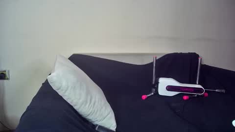 Emma Sugar online show from February 23, 7:32 am