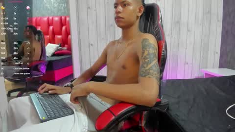 _erick_j online show from March 13, 8:34 pm