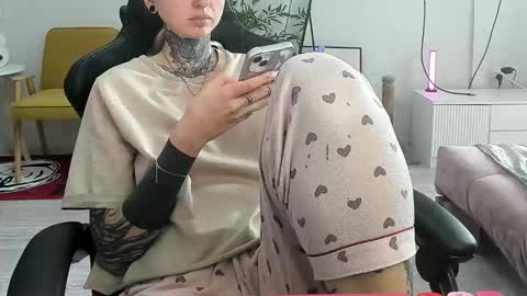 Alis online show from September 20, 10:51 am