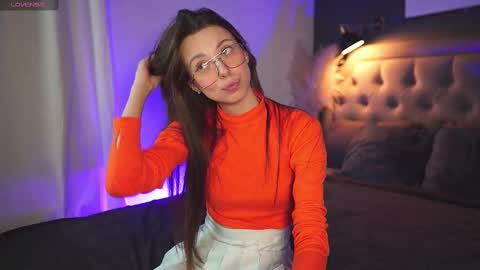 Snapshot of _fluffybunny_ chatting on February 24, 11:43 am Goldy Grace online show from February 24, 11:43 am