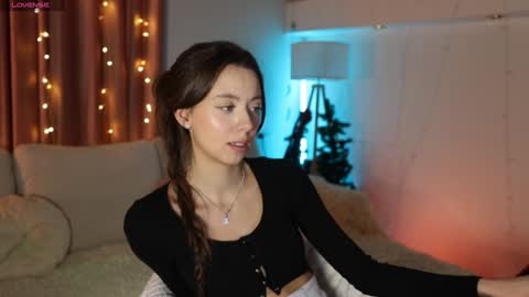 Snapshot of _fluffybunny_ chatting on January 10, 11:11 am Goldy Grace online show from January 10, 11:11 am