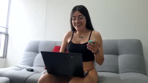 SKY online show from March 11, 8:53 pm