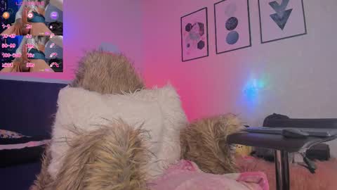 Gia Rose online show from October 4, 9:01 pm